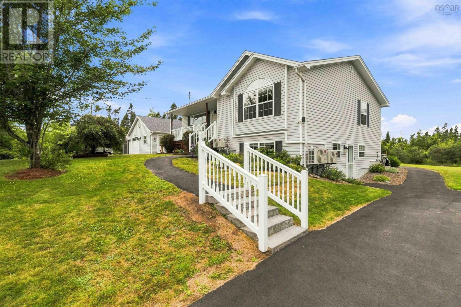 80 Astour Drive