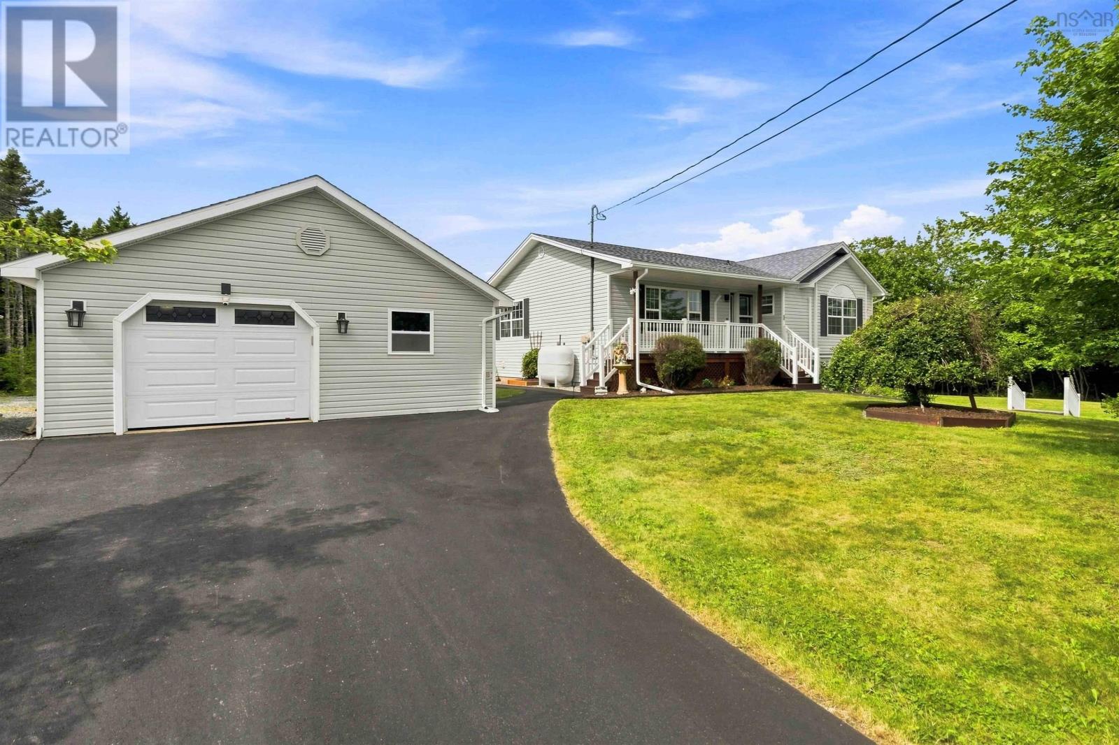 80 Astour Drive