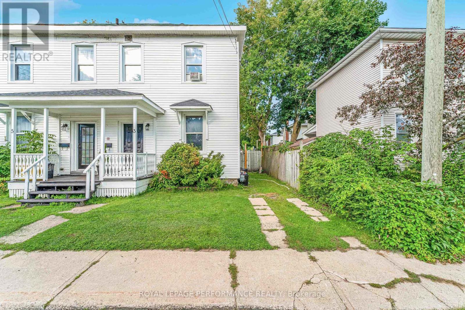 3-5 MARY STREET N