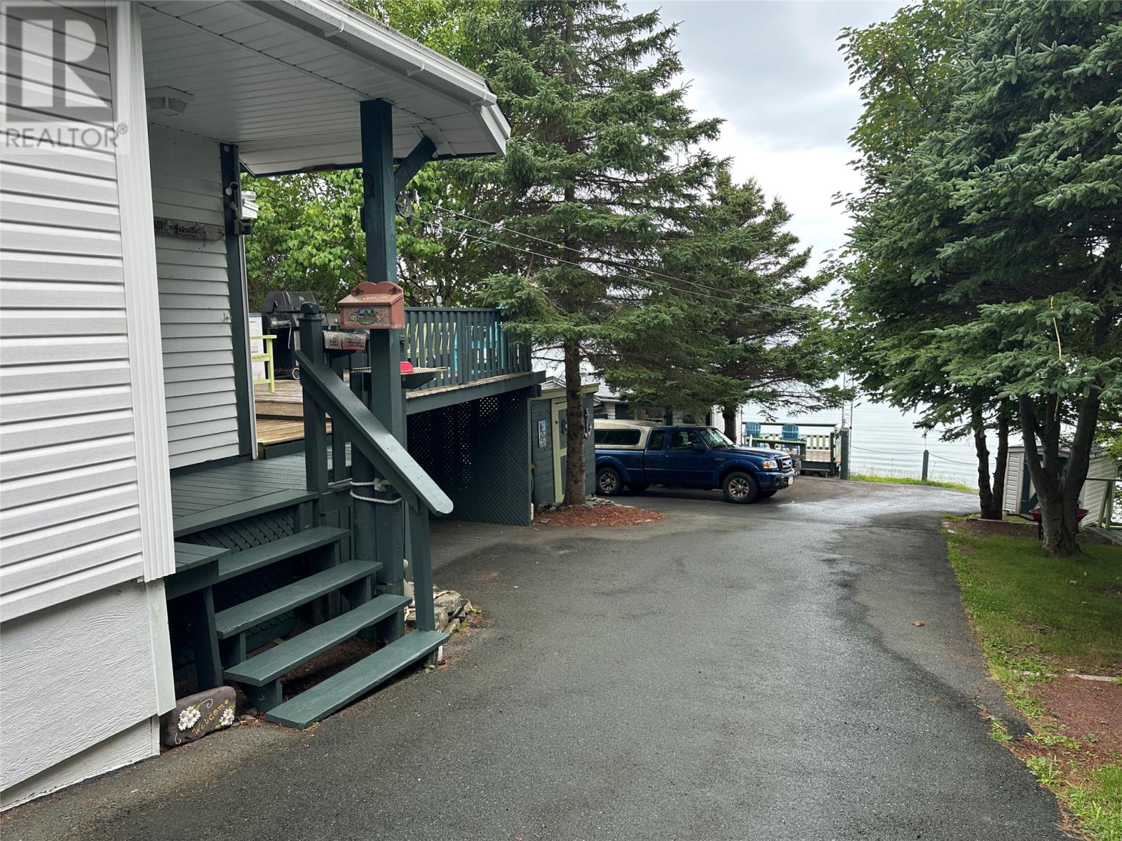 40 Cove Road