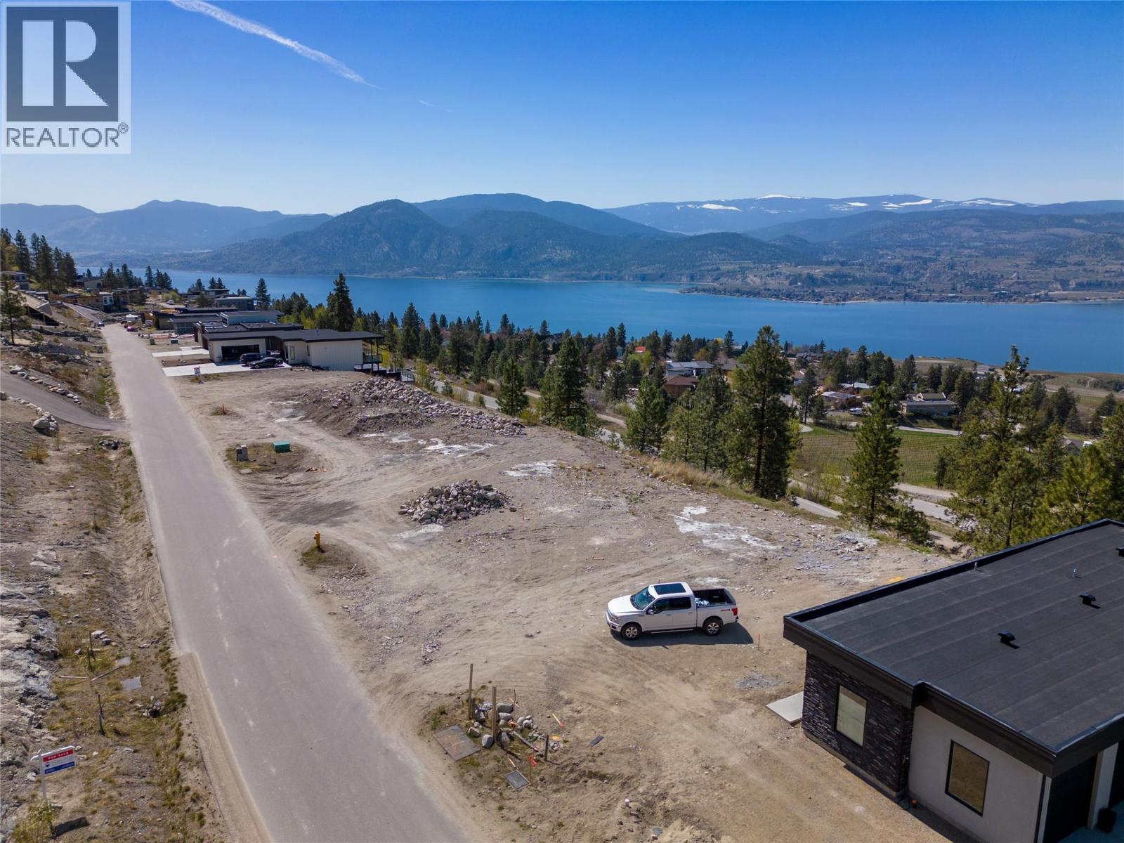 2955 OUTLOOK Way