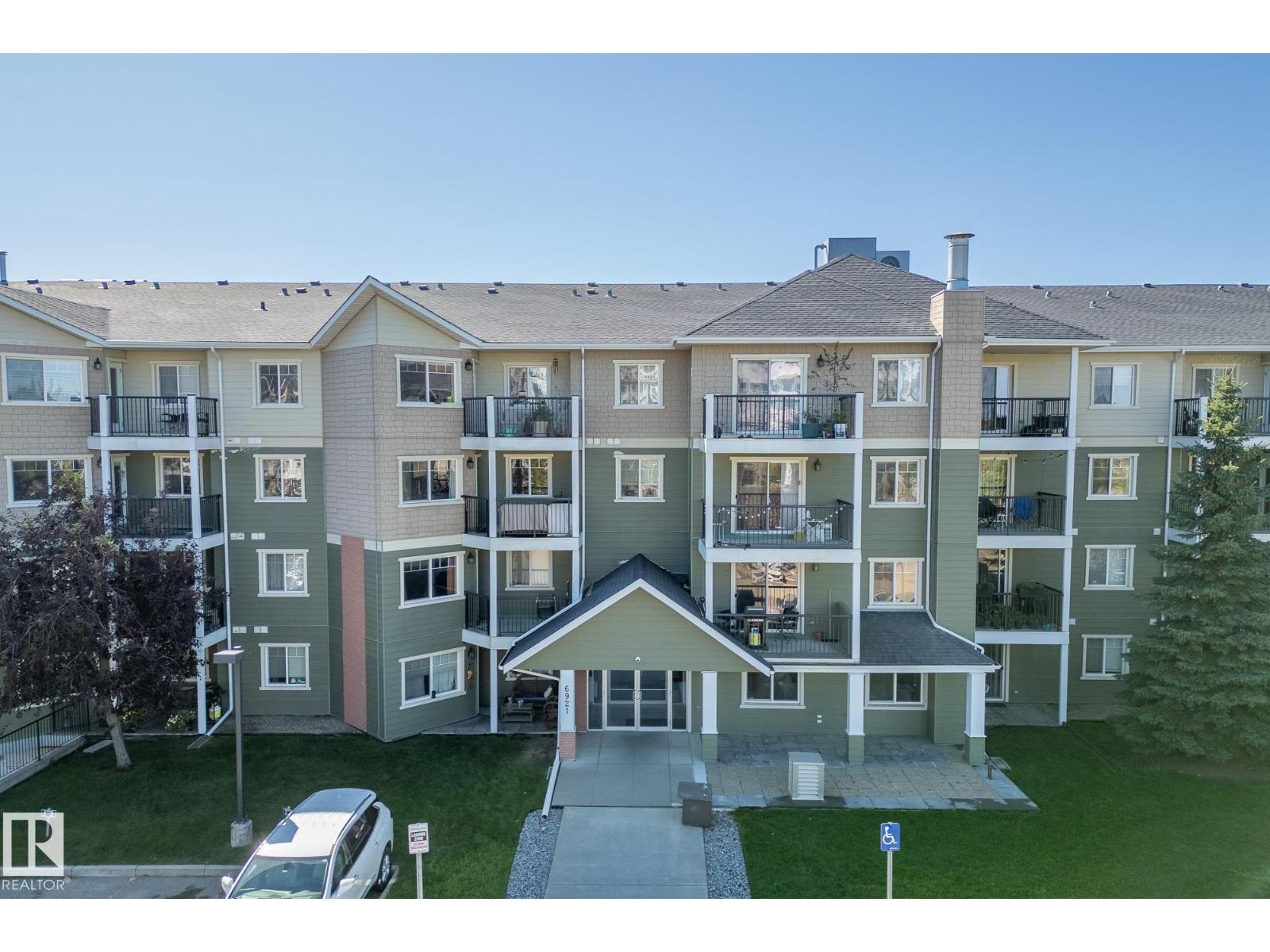 #102 6921 199 ST NW