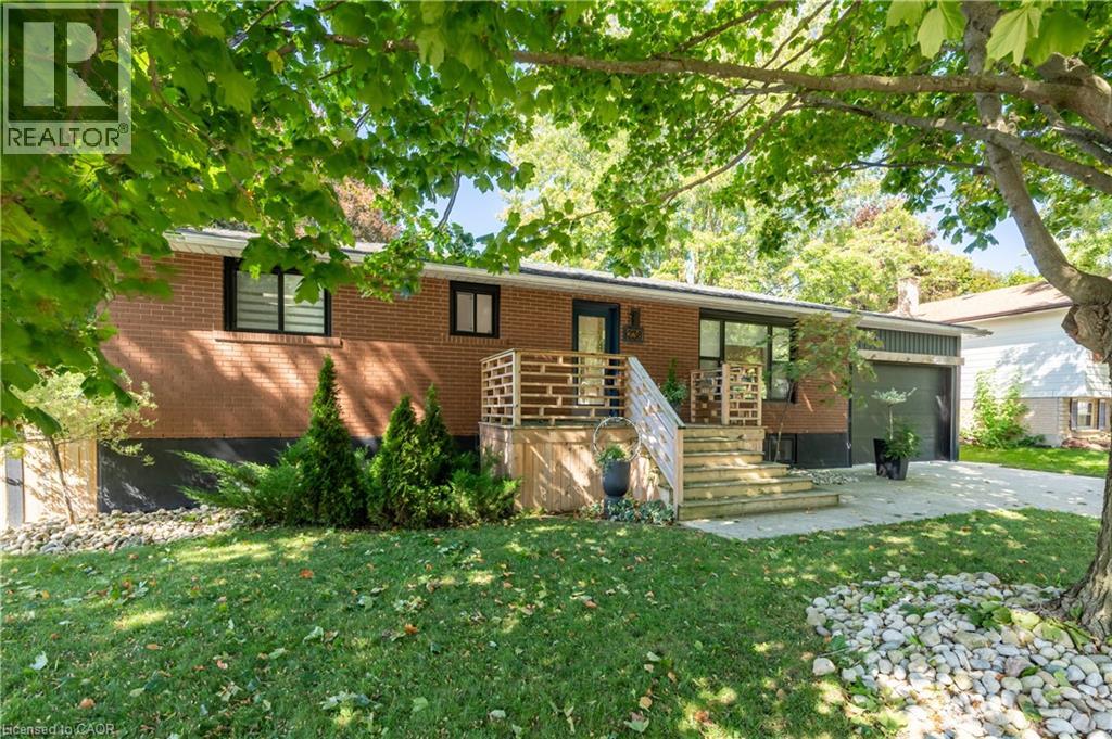 238 MORENZ Drive