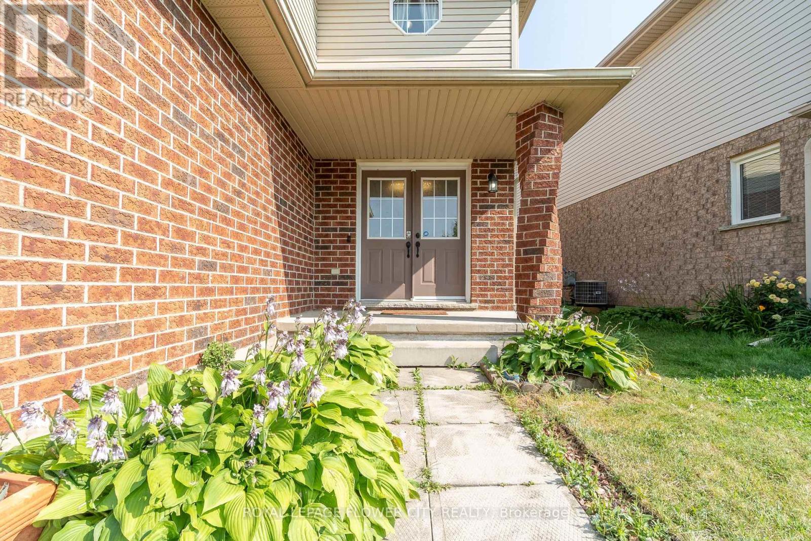 99 WINDFLOWER DRIVE