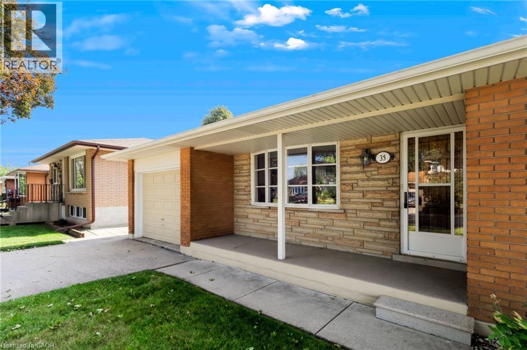 35 BURRWOOD Drive