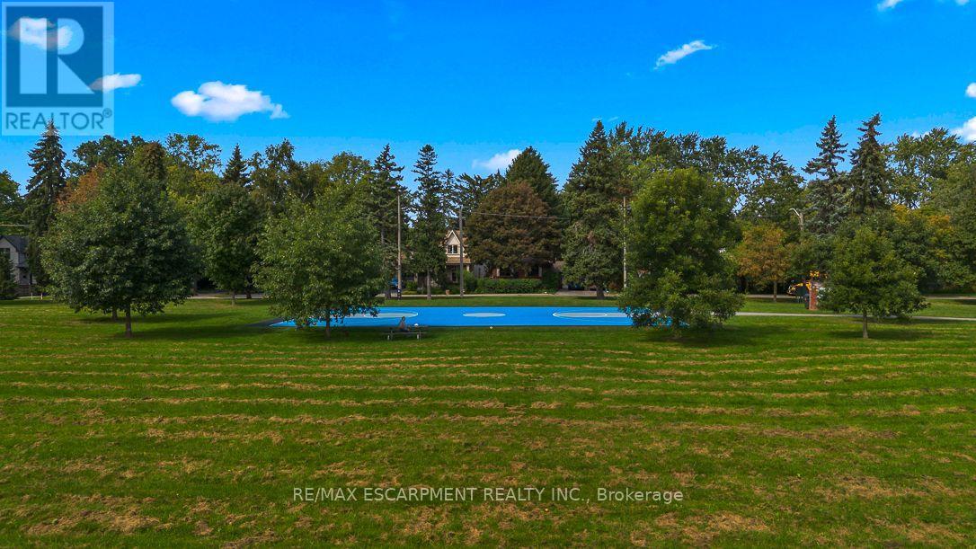 253 EAGLEWOOD BOULEVARD