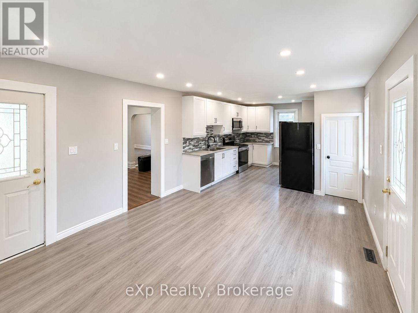 595 9TH STREET