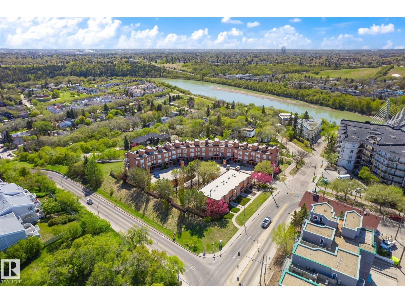 #108 10105 95 ST NW