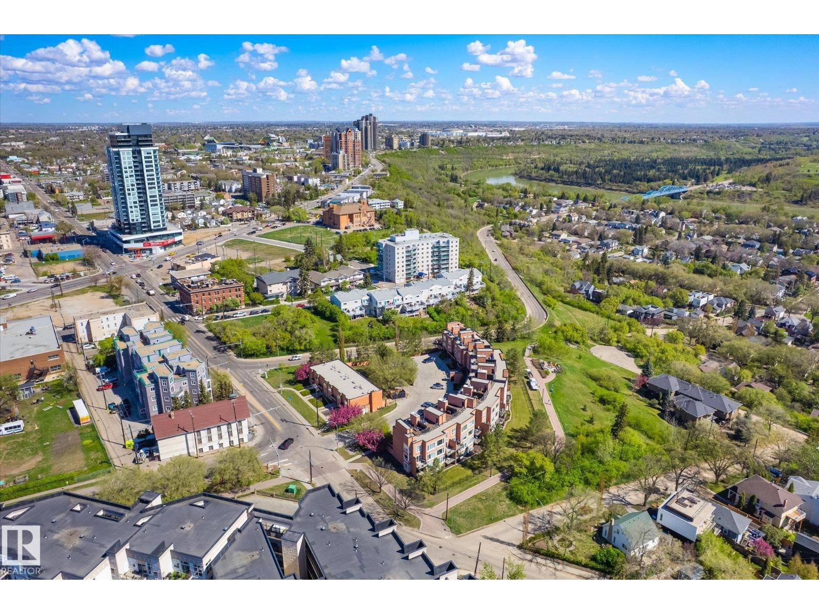 #108 10105 95 ST NW