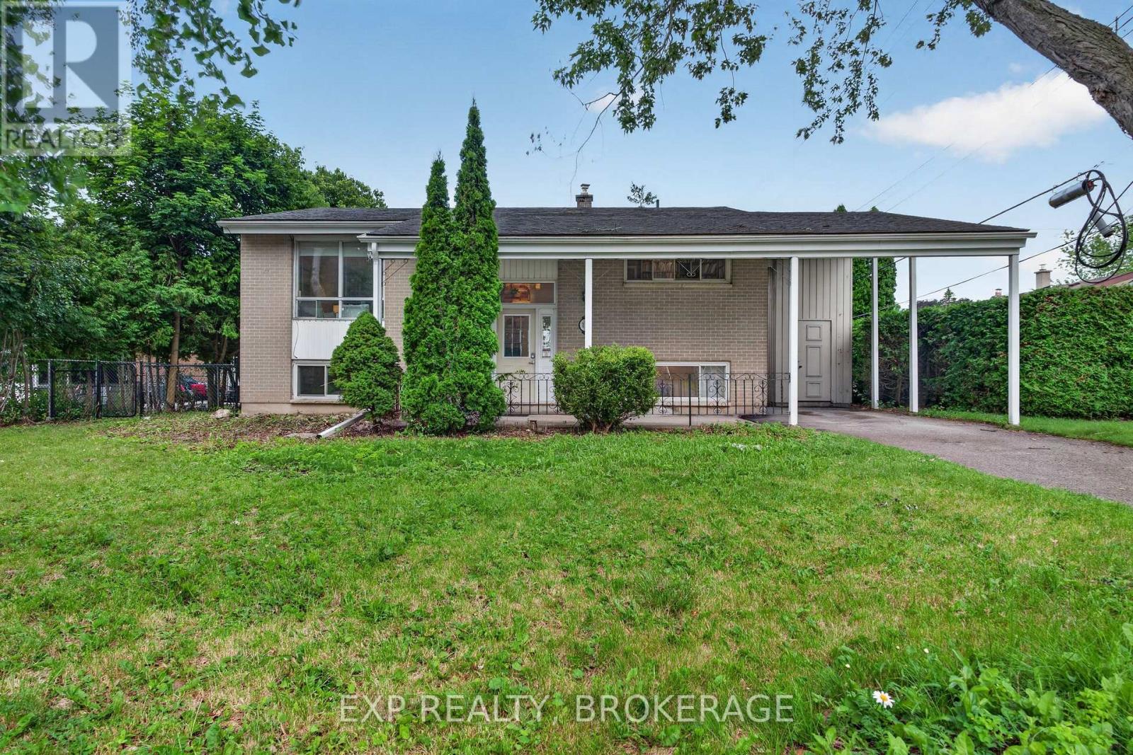 11 PEMBER PLACE