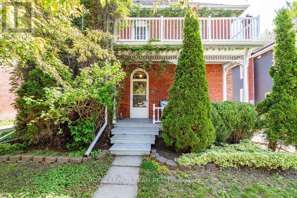 241 JOHN STREET N