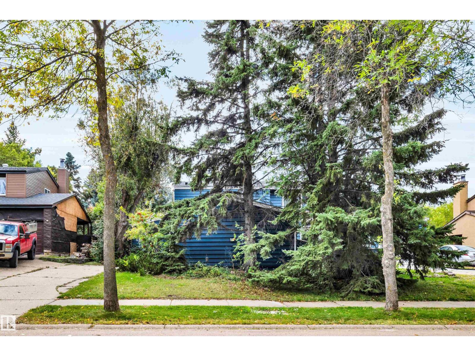 67 WOODLANDS RD