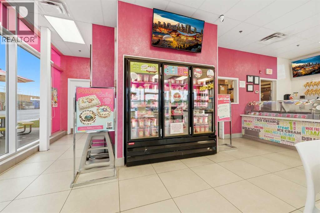 251, 200 Southridge Drive