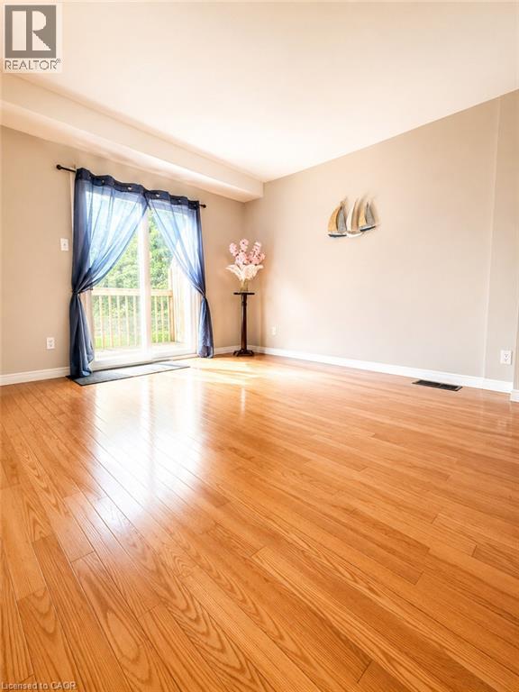 195 FERGUSON Drive Unit# 6
