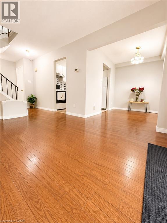 195 FERGUSON Drive Unit# 6