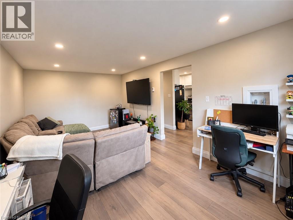 226 HEIMAN Street Unit# 1