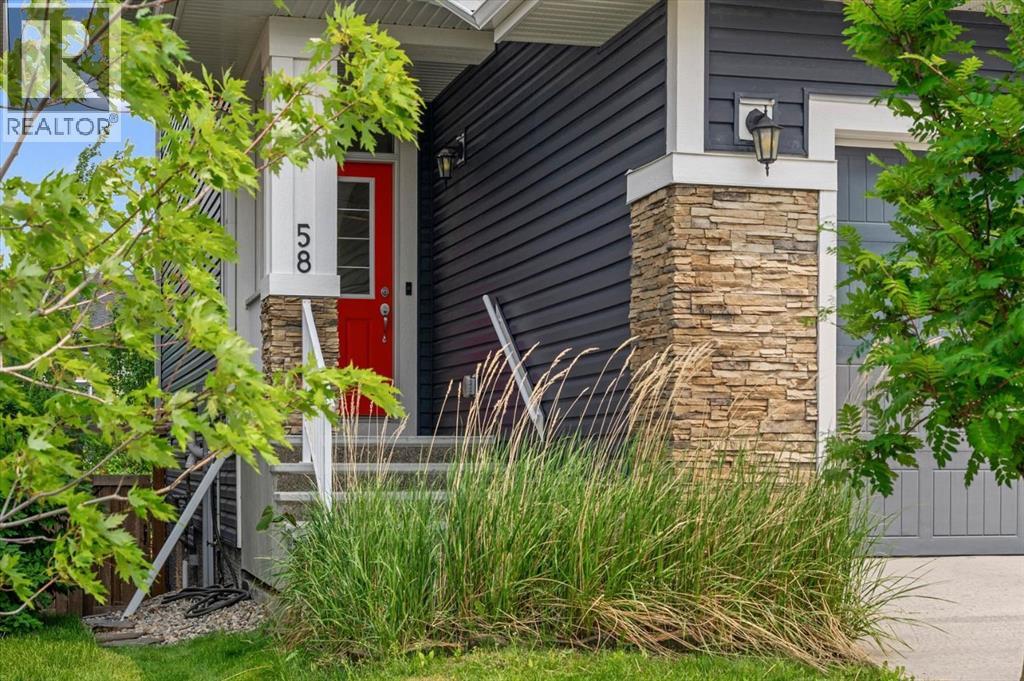 58 Crestbrook Drive SW