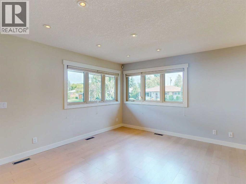 23 Brown Crescent NW