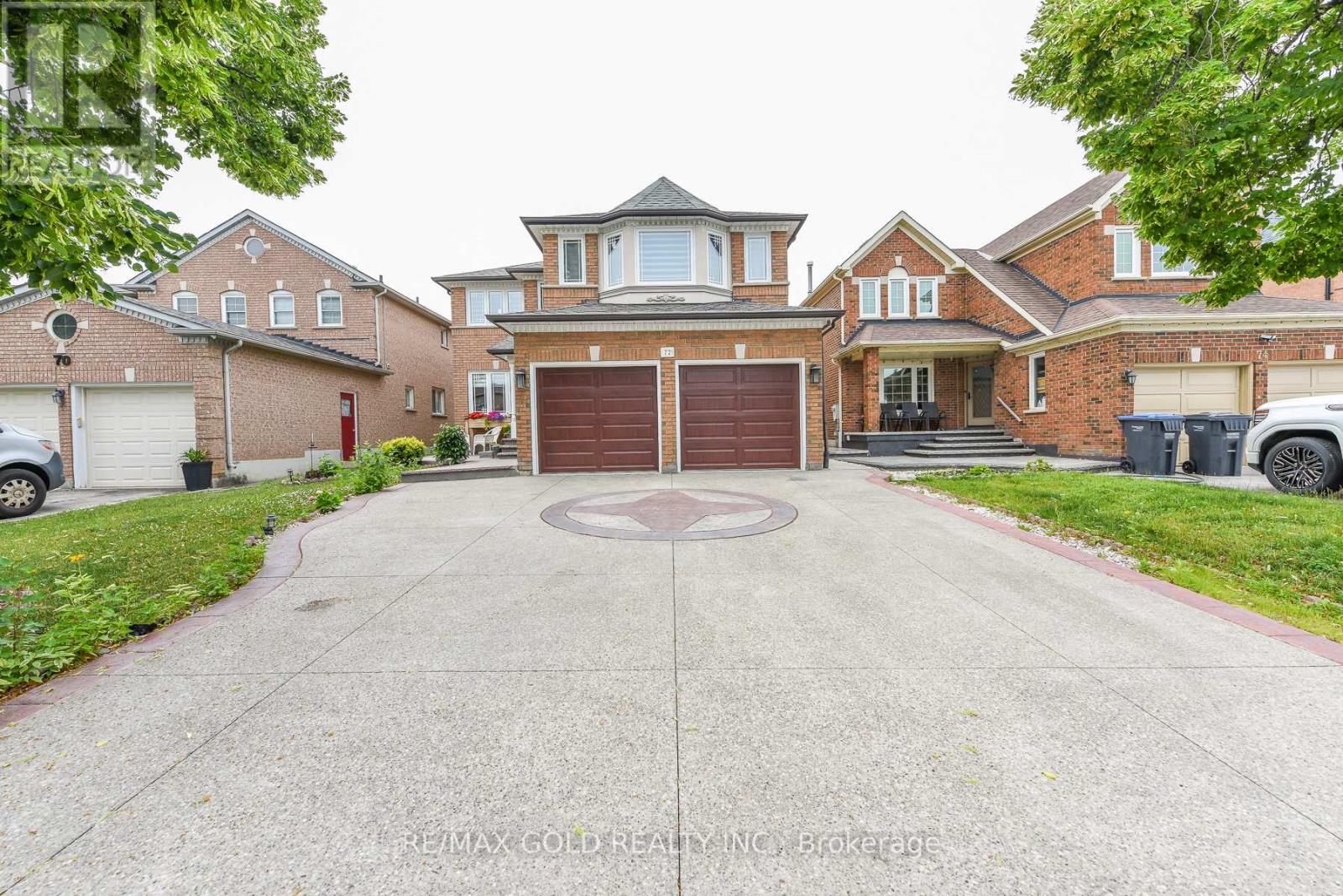 72 RAINFOREST DRIVE