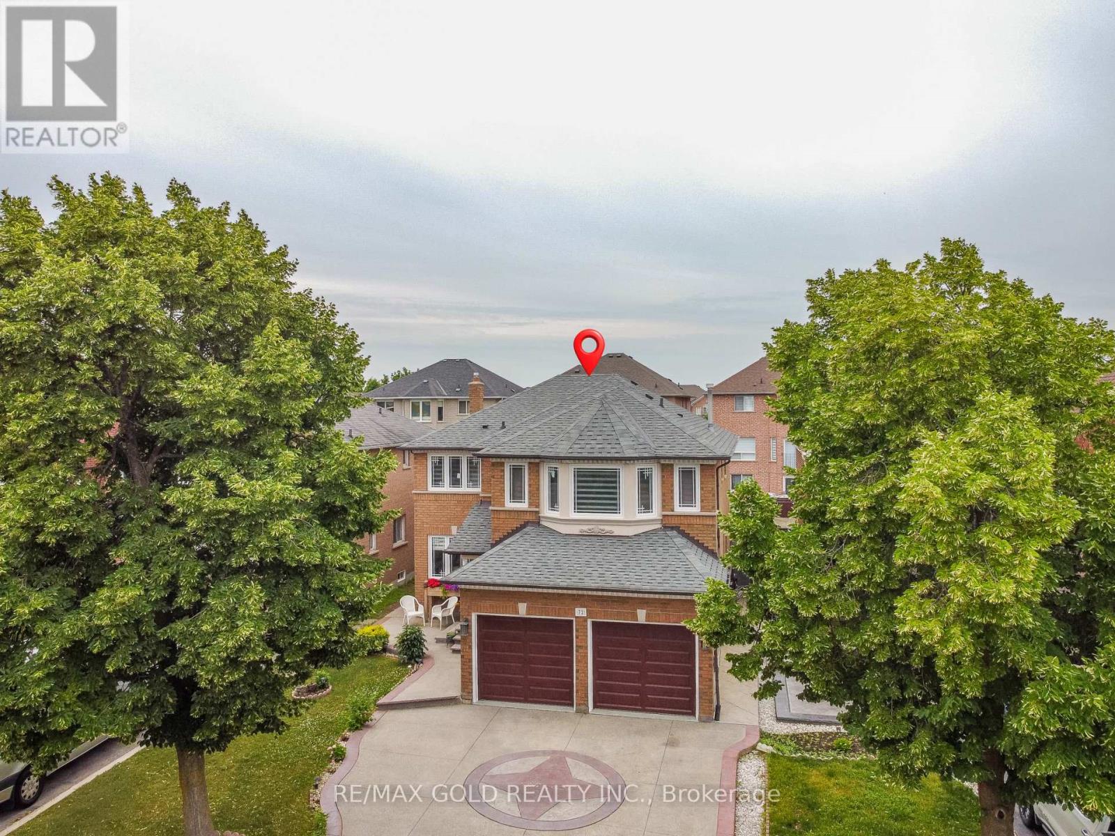 72 RAINFOREST DRIVE