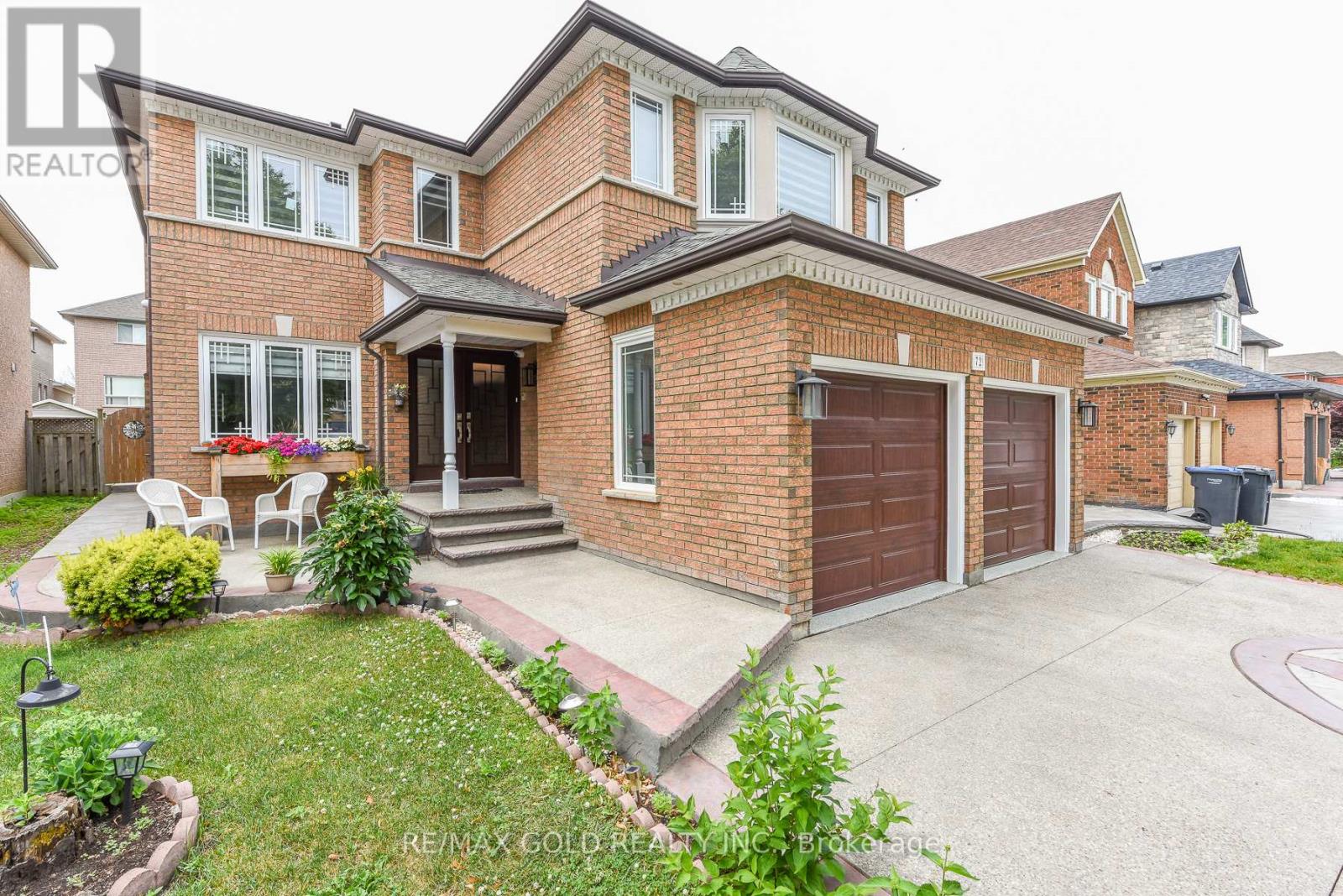 72 RAINFOREST DRIVE