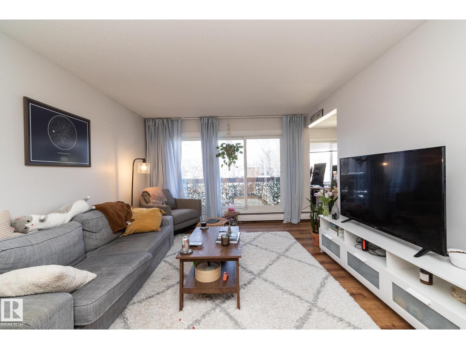 #208 11455 41 AV NW