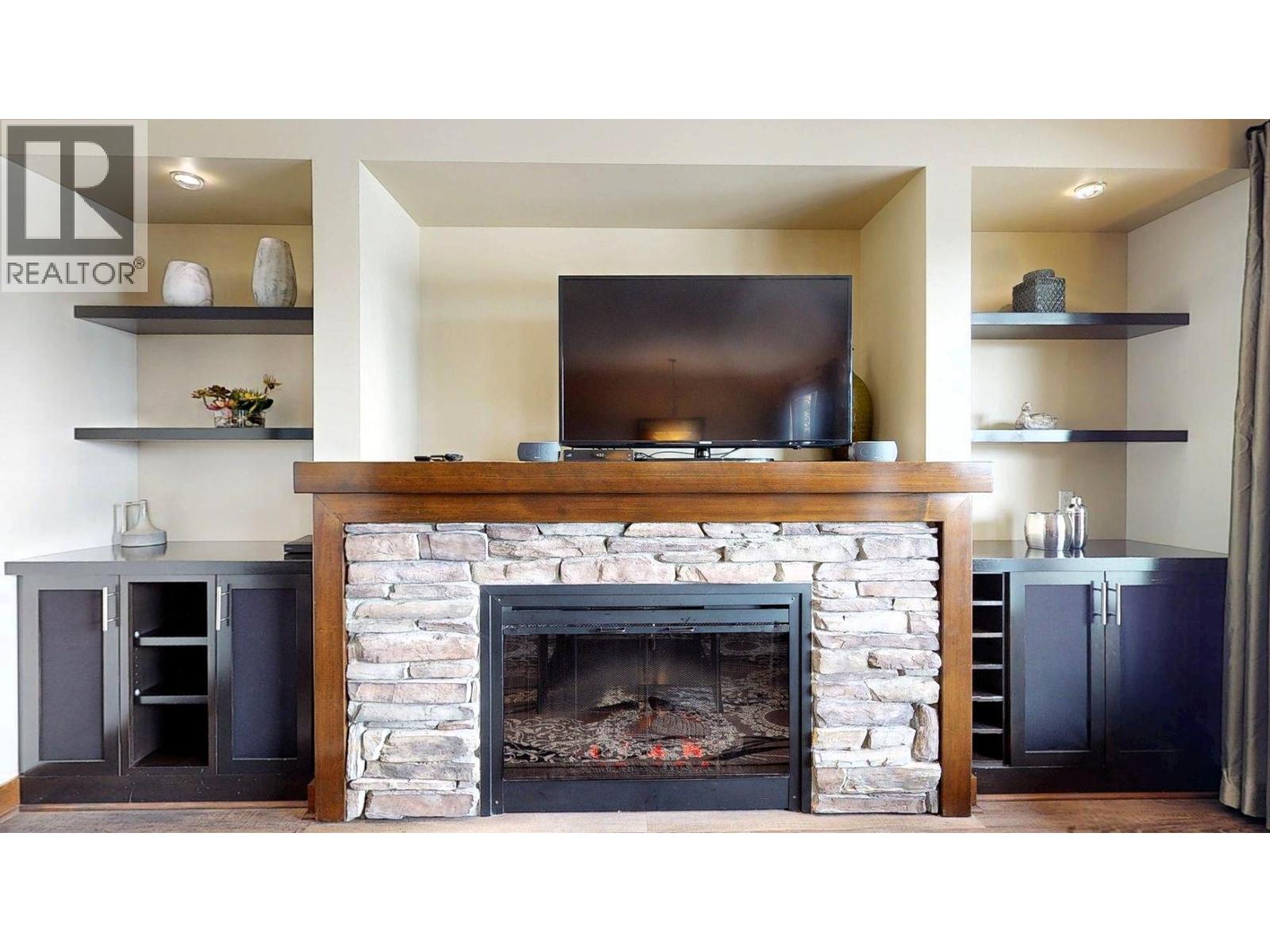 800 BIGHORN Boulevard Unit# 821 G
