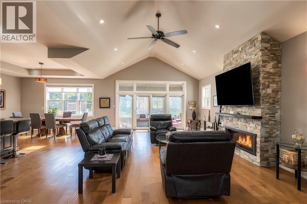 3265 MOUNTAIN Road