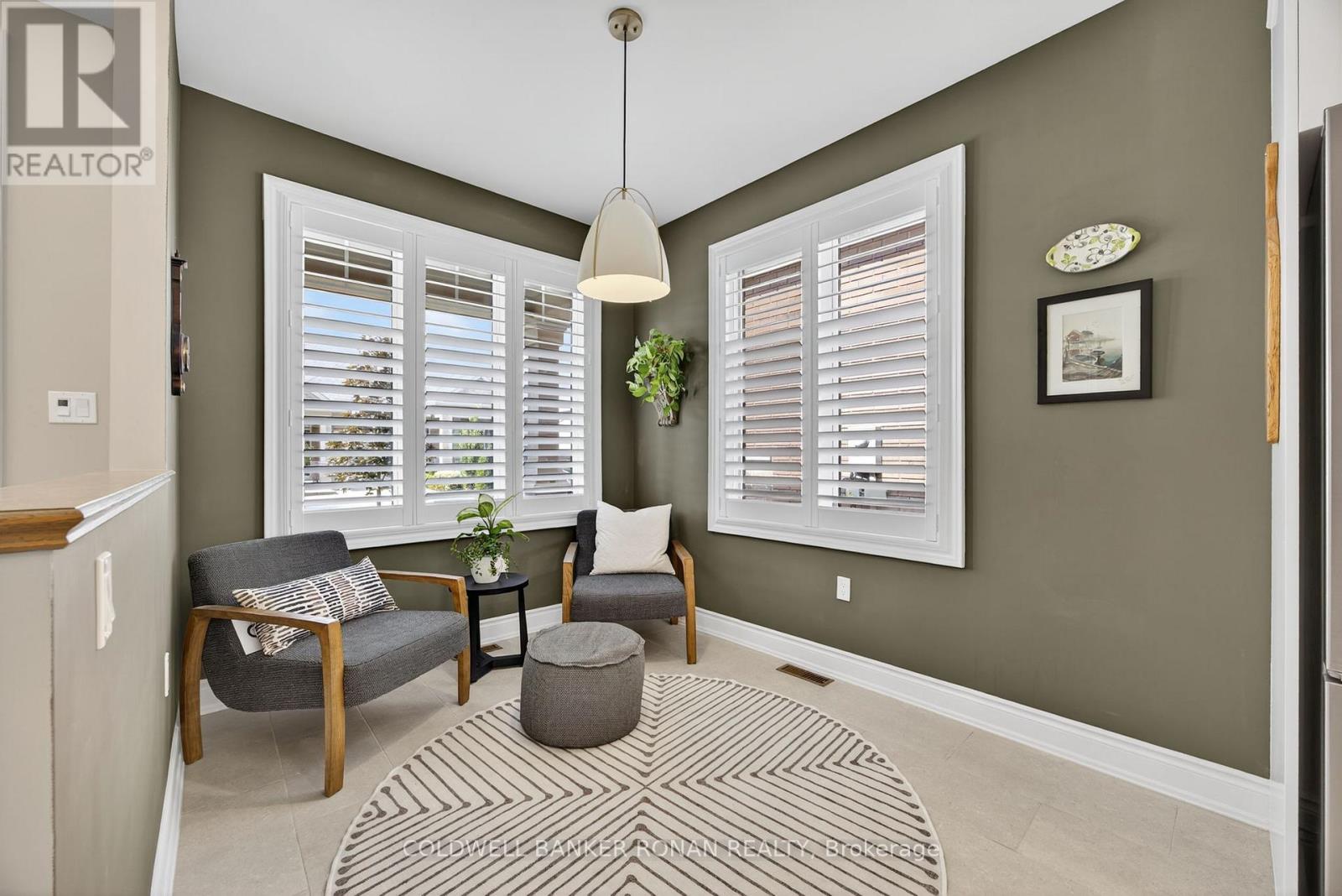 10 - 73 SUMMERHILL DRIVE