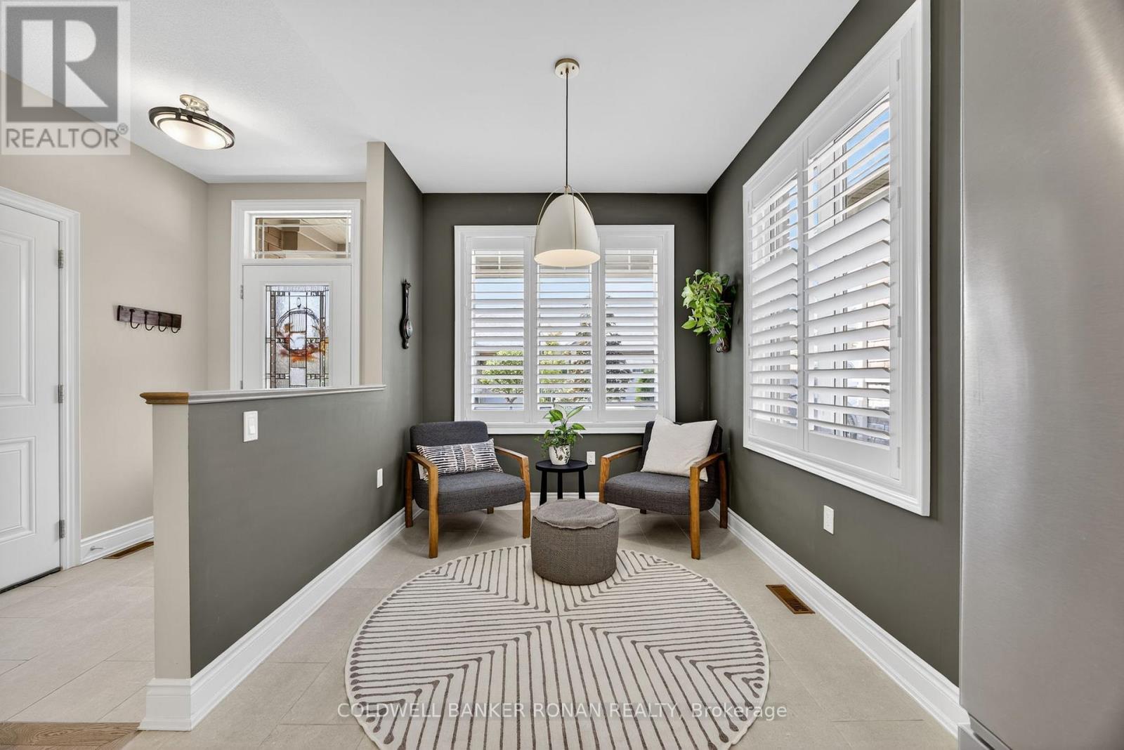 10 - 73 SUMMERHILL DRIVE