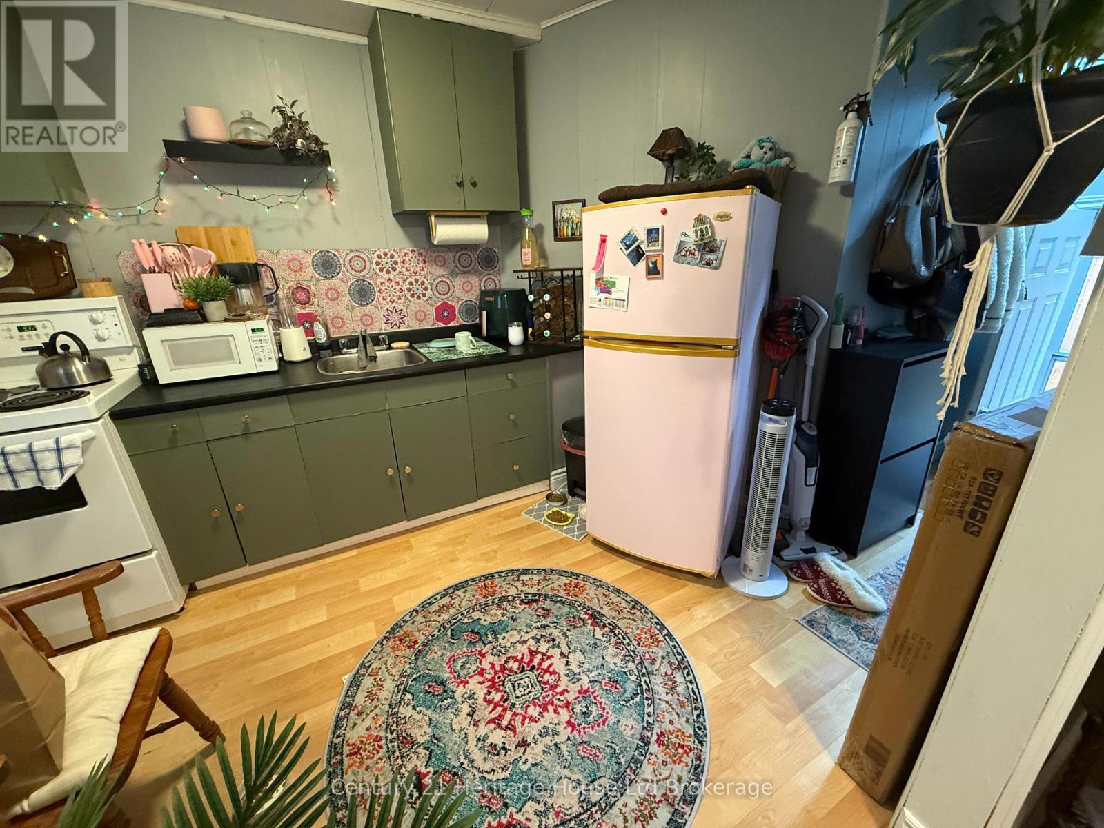 81 GIVINS STREET