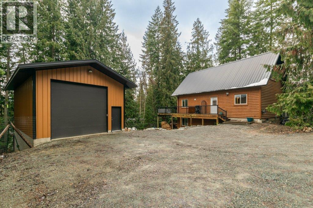 7268 ESTATE PLACE, ANGLEMONT, BC V0E 1M8 - Image 4171117911.jpeg?d=l