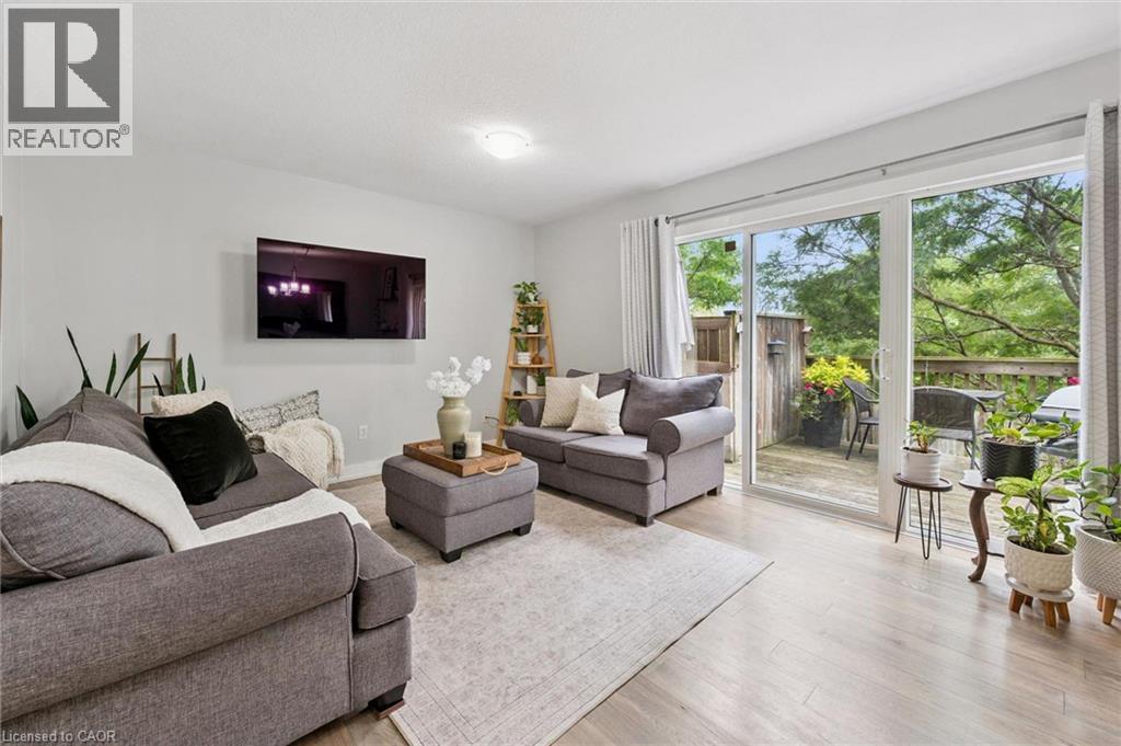 31 SCHRODER Crescent Unit# 21