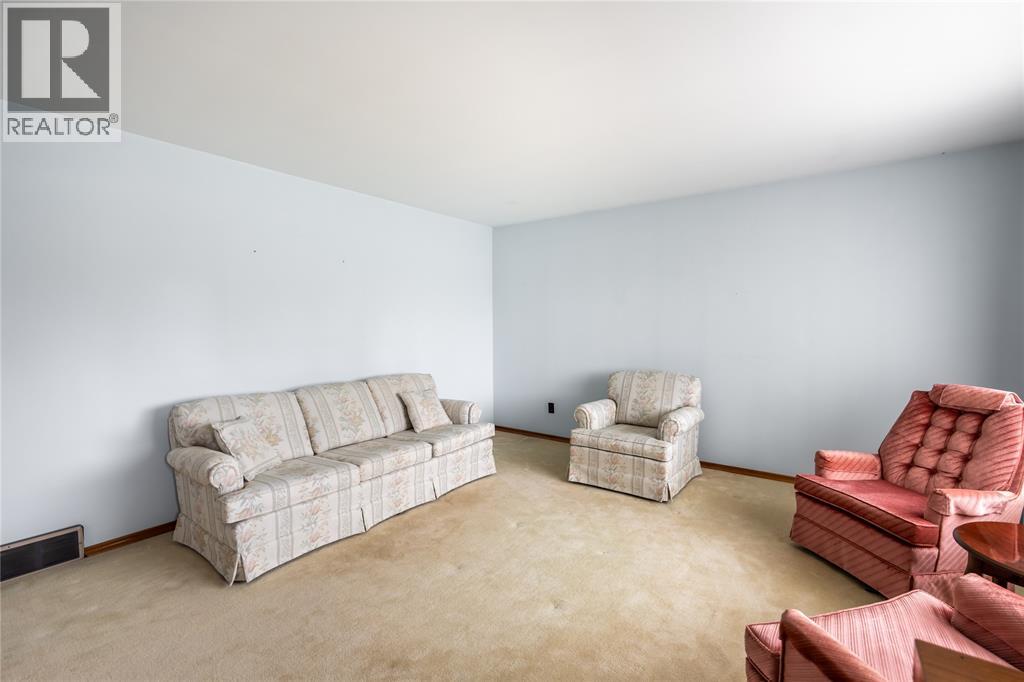 1003 MICHIGAN AVENUE