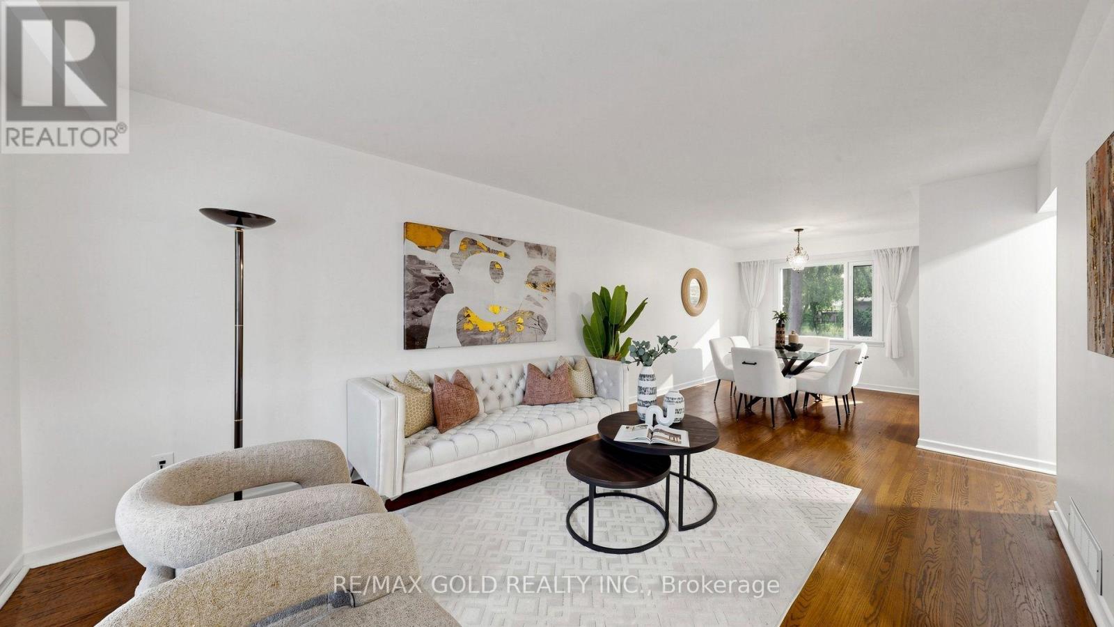 146 OAKMEADOW BOULEVARD