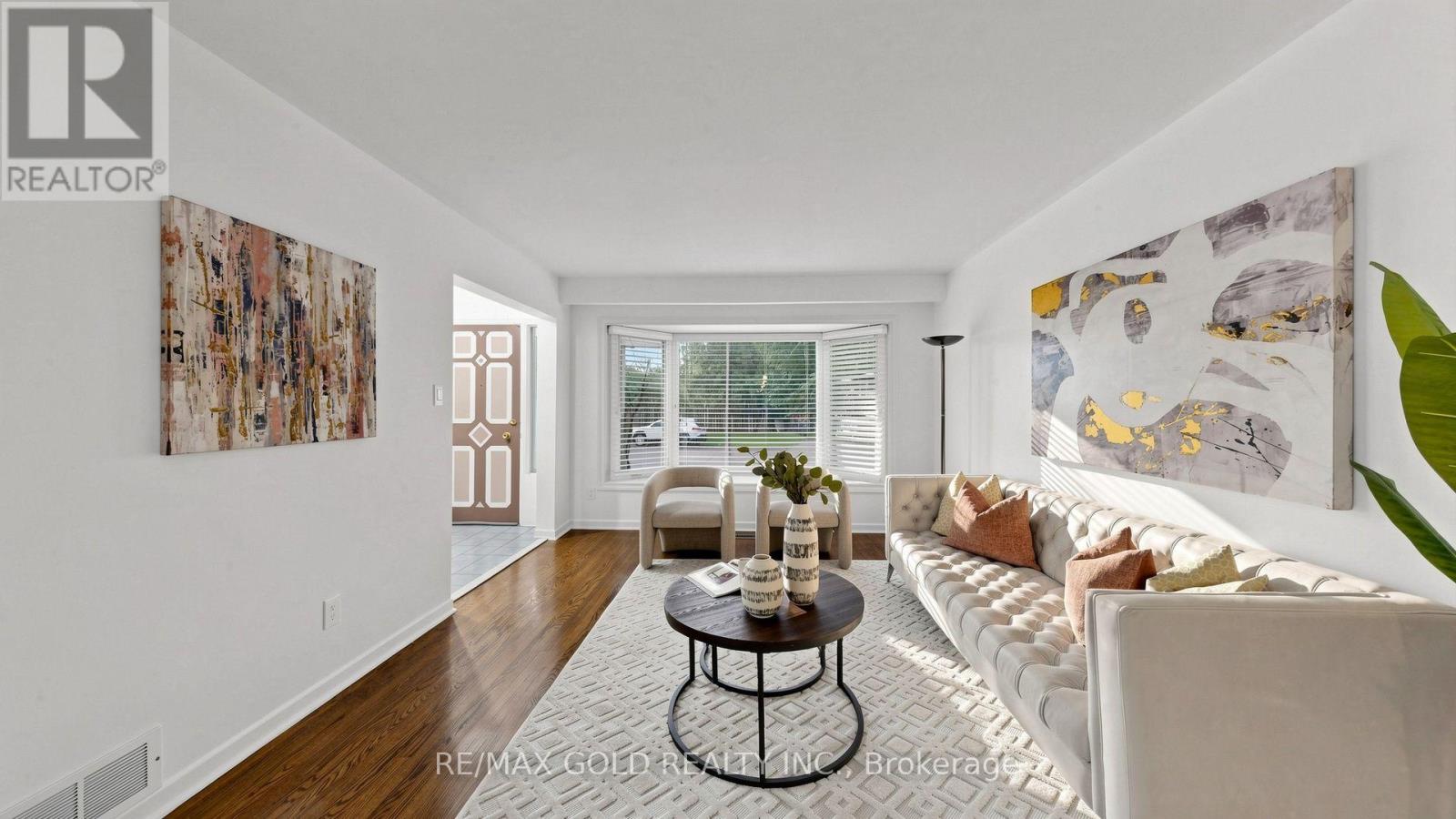 146 OAKMEADOW BOULEVARD
