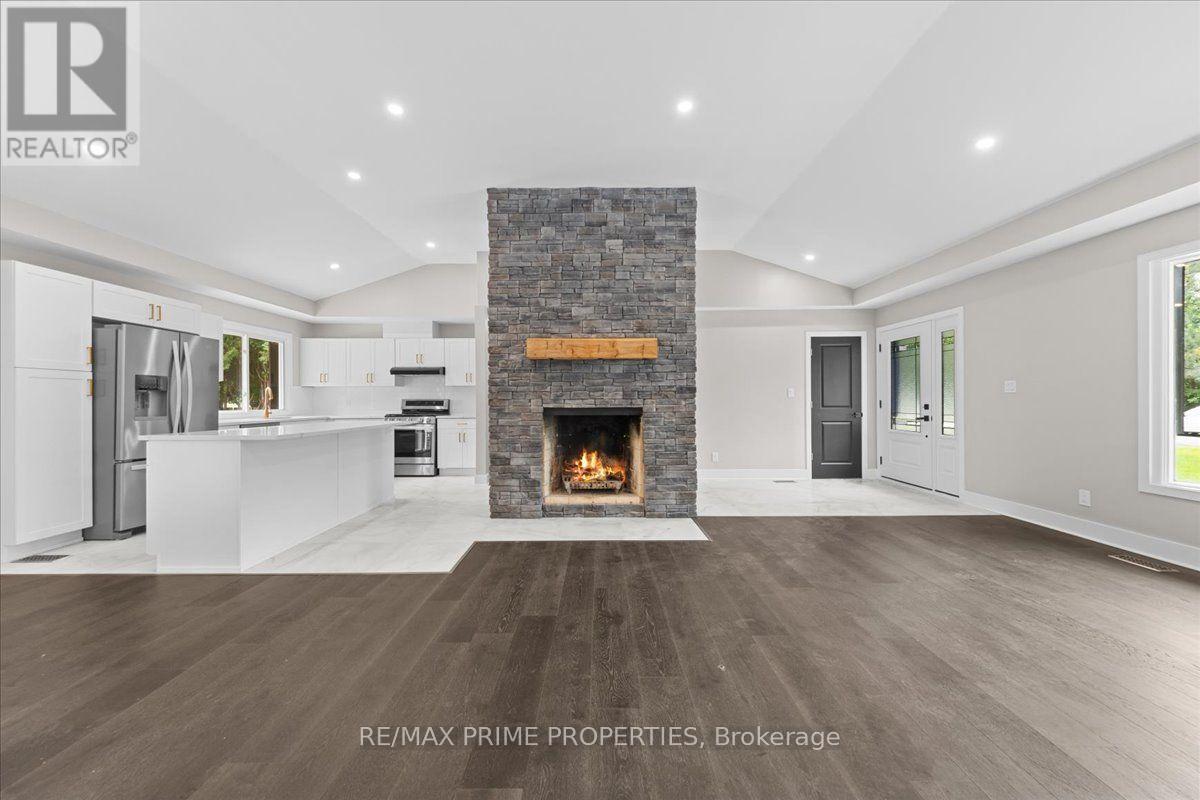 6636 MARINA DRIVE