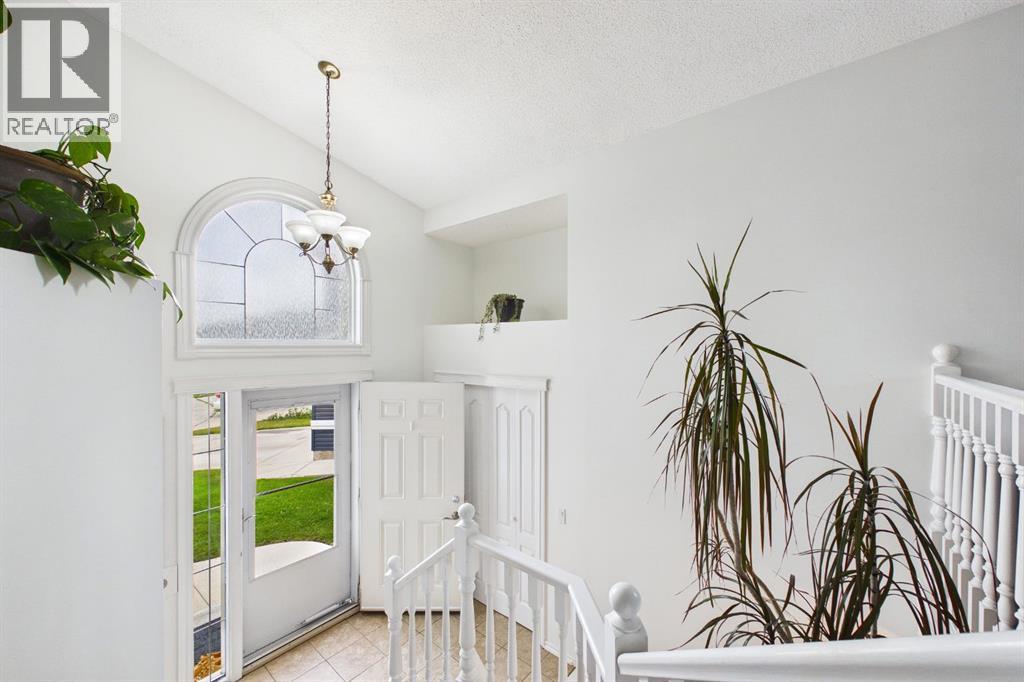 16 Big Springs Mews SE