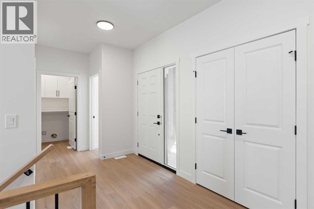 204 Monterey Bay SE