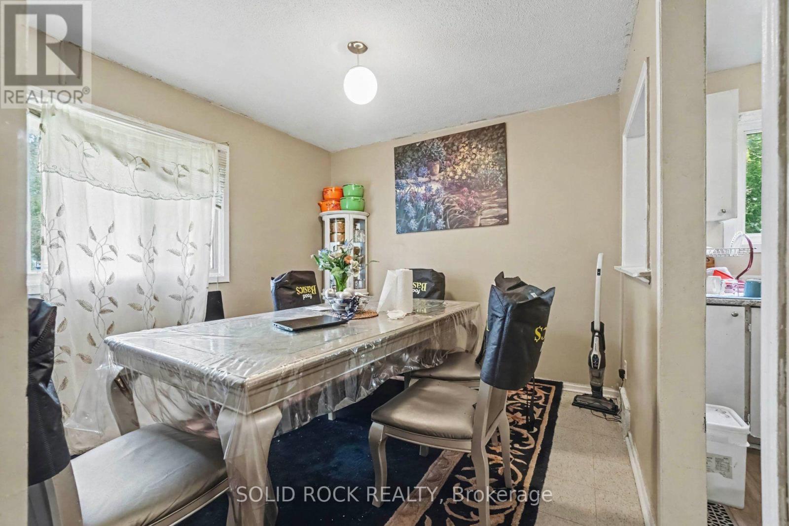 71 - 1735 MEADOWBROOK ROAD