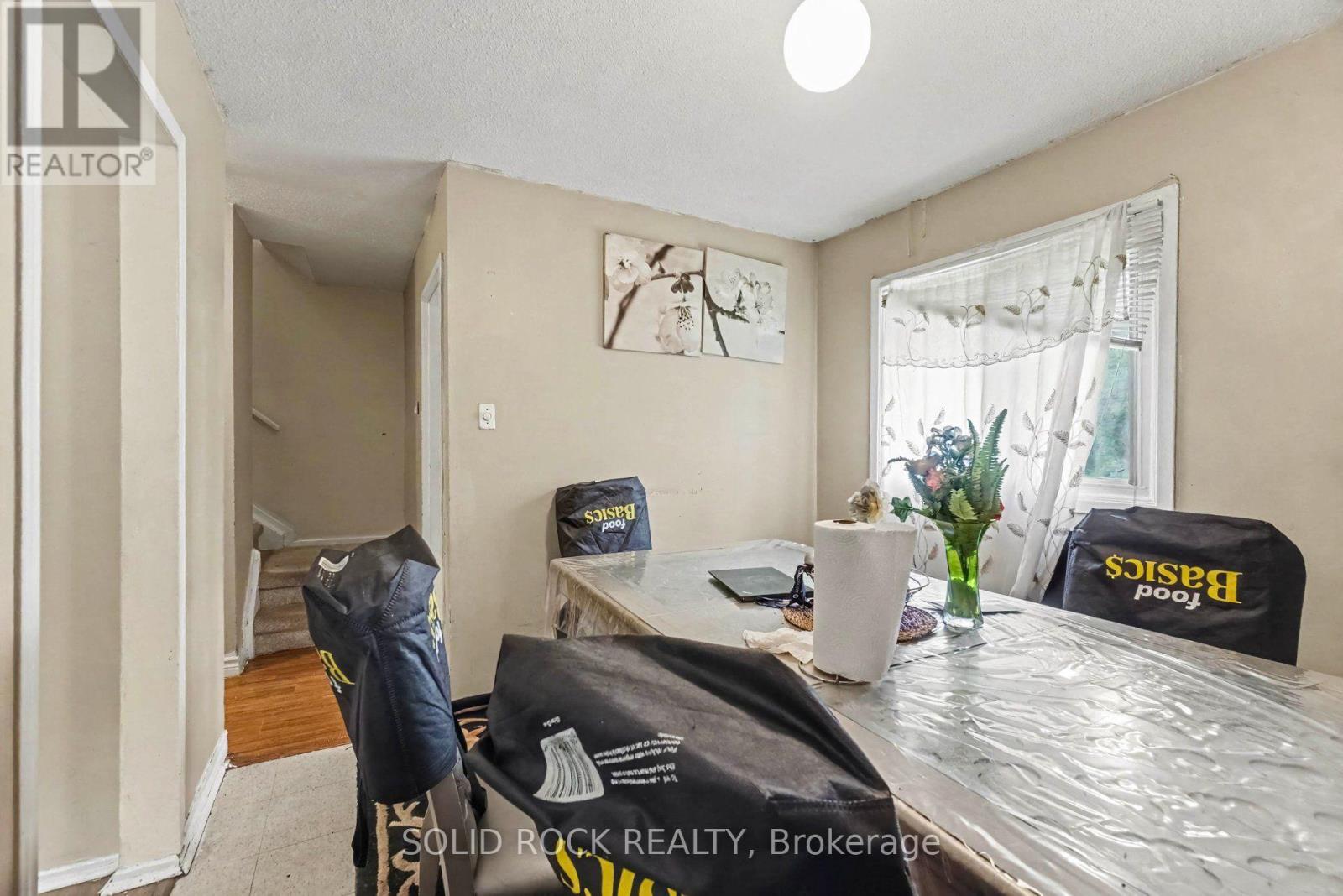 71 - 1735 MEADOWBROOK ROAD
