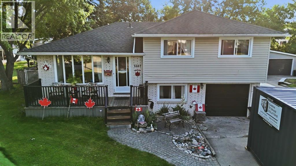 1207 Echo ROAD