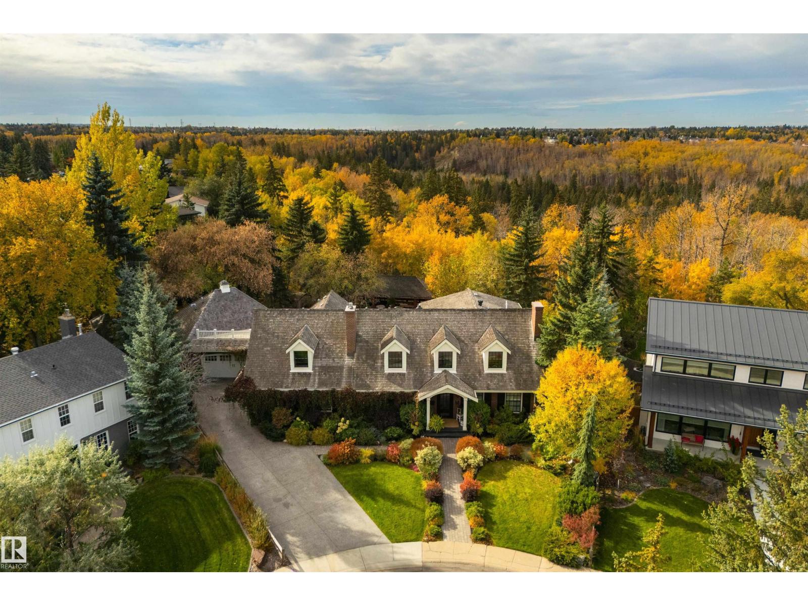 12719 39 AV NW