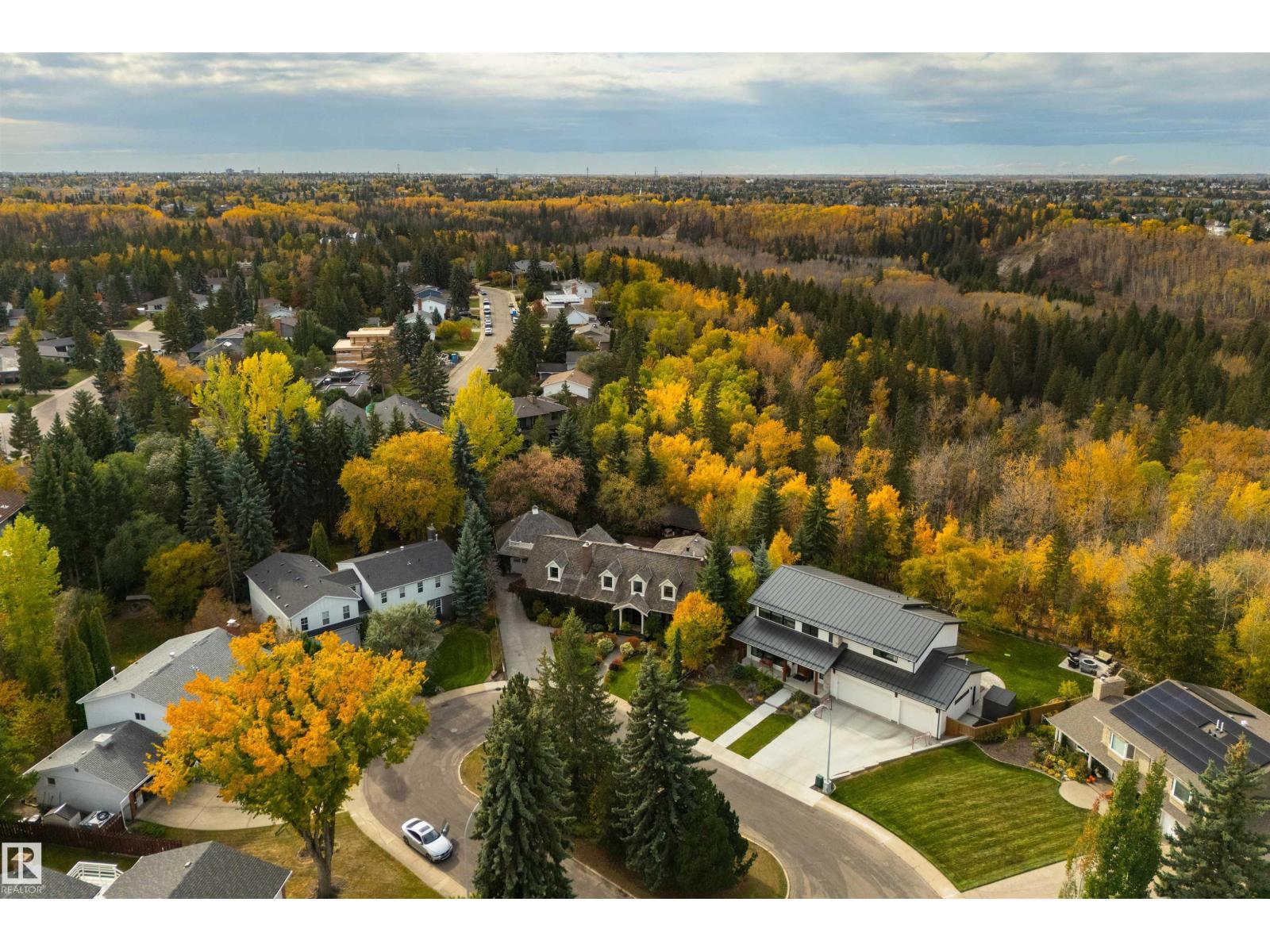 12719 39 AV NW