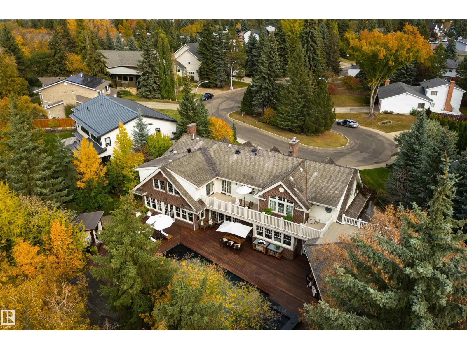 12719 39 AV NW
