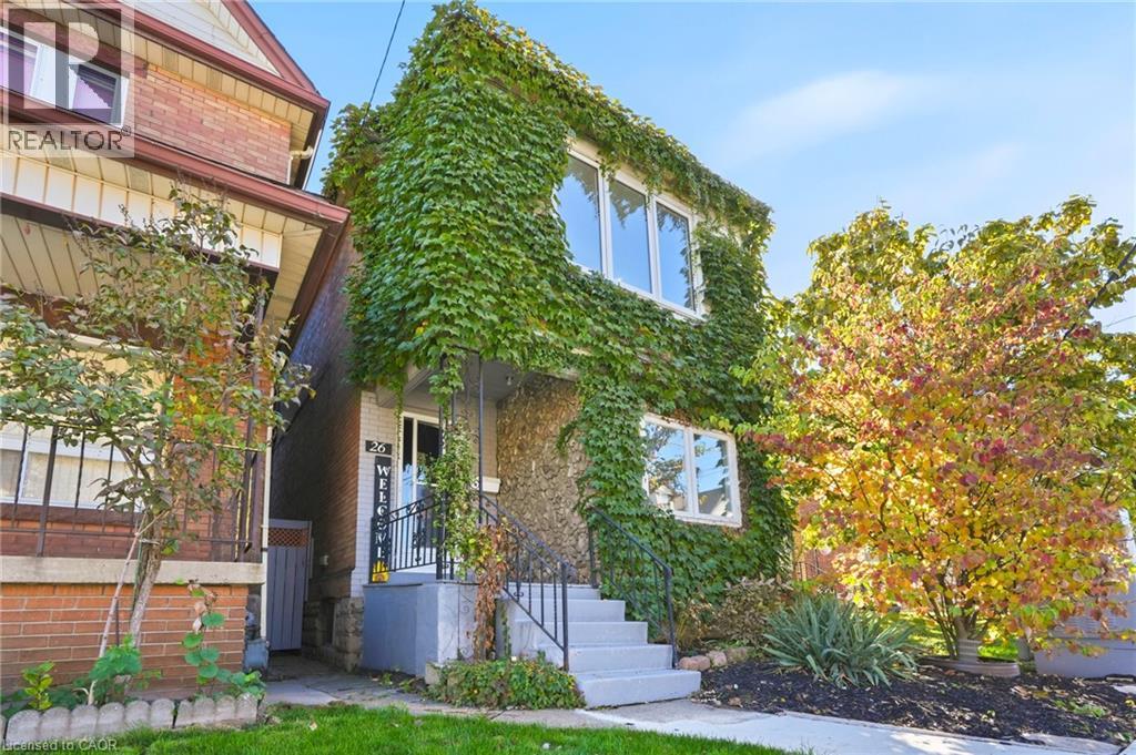26 SHERMAN Avenue N