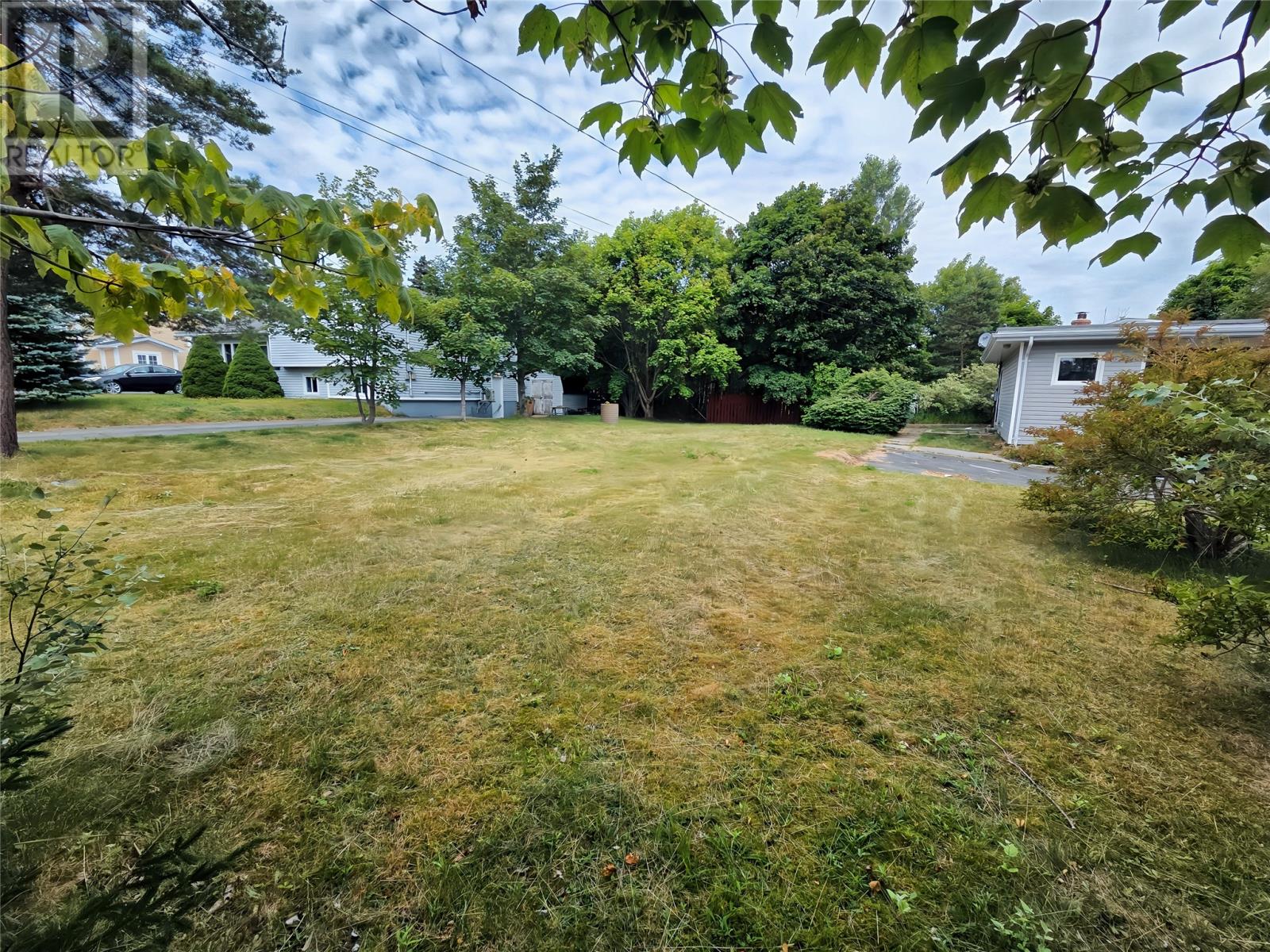 10 Hillview Avenue - Photo 4