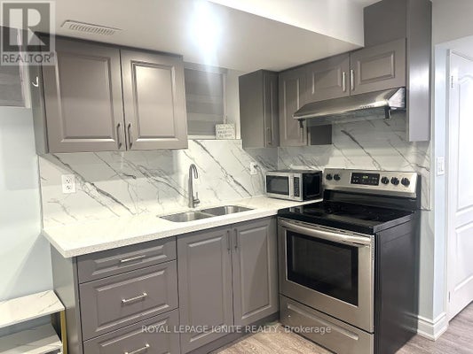 90 Kilrea Way, Brampton (Credit Valley), ON 3