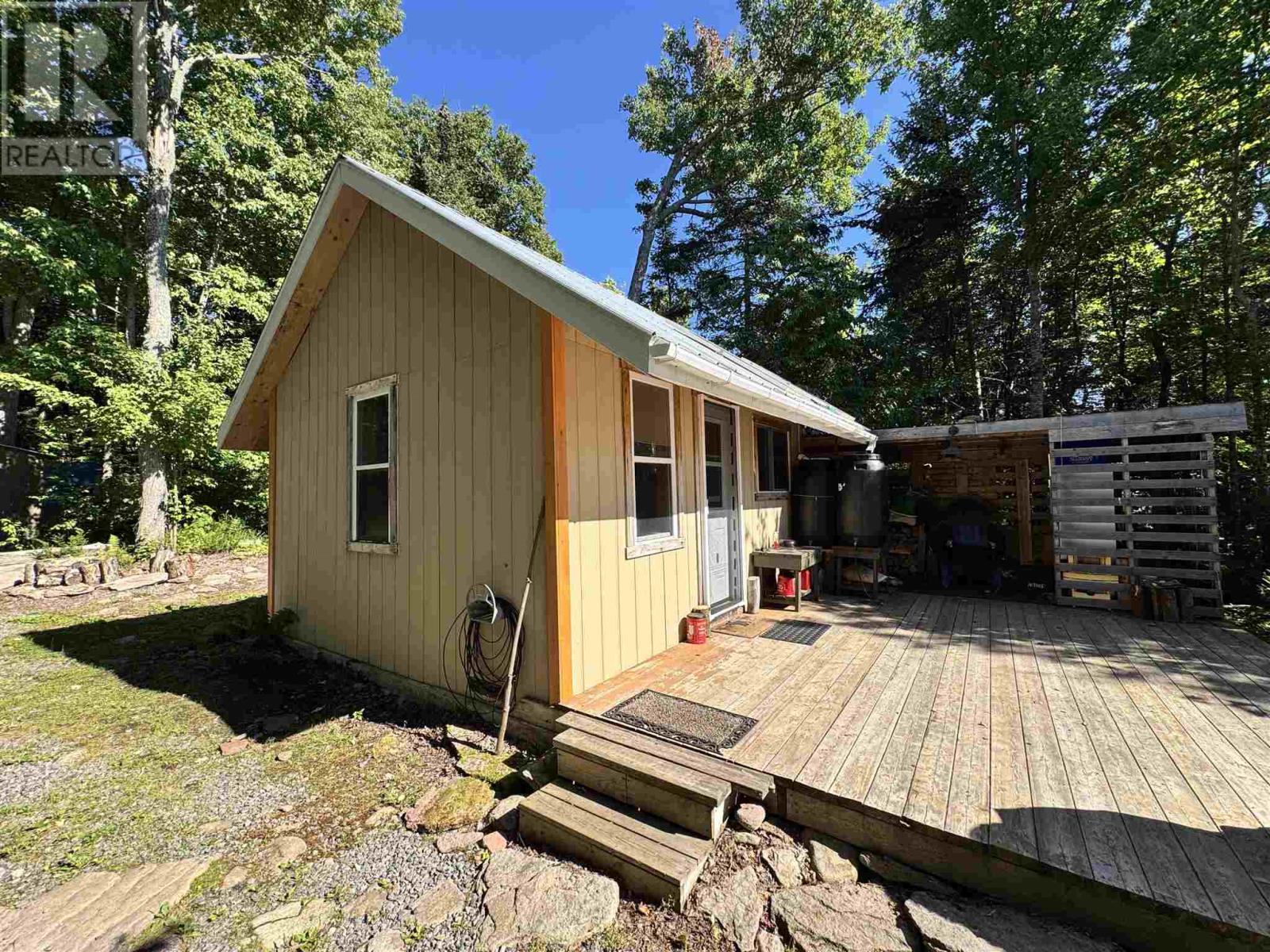 362 Corbett DR - Photo 3