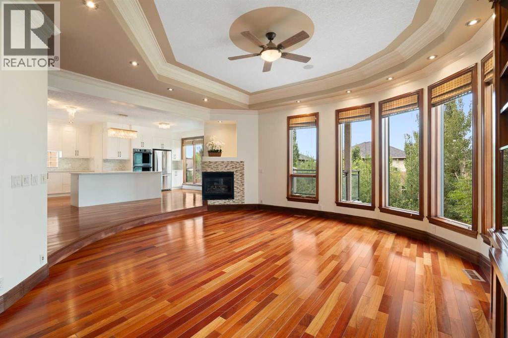 8 Coulee Park SW